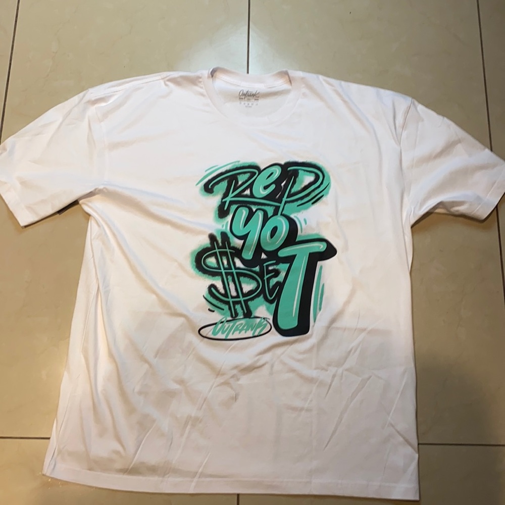 Outrank shirt